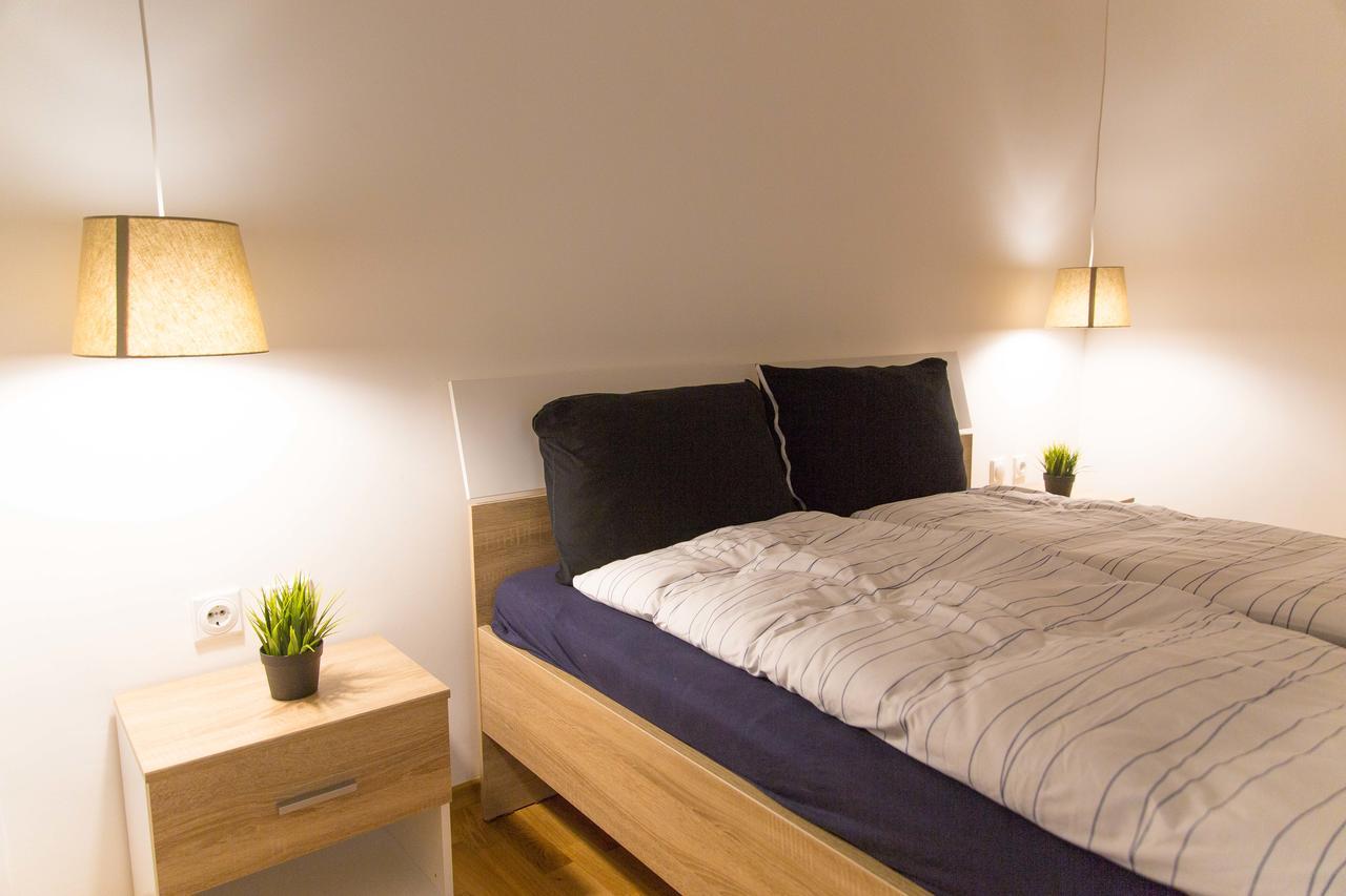 Vortex Apartment Skopje Bagian luar foto